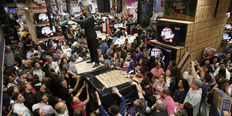 Eletroeletrônicos: a aposta do varejo na Black Friday e no Natal