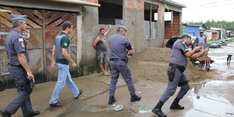 Combate aos crimes contra o meio ambiente