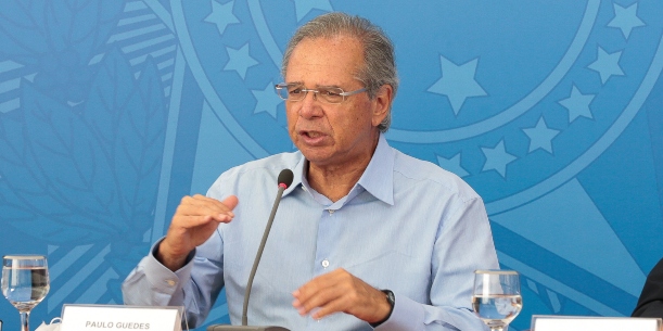 Guedes diz ser possível reduzir carga tributária para 25% do PIB 