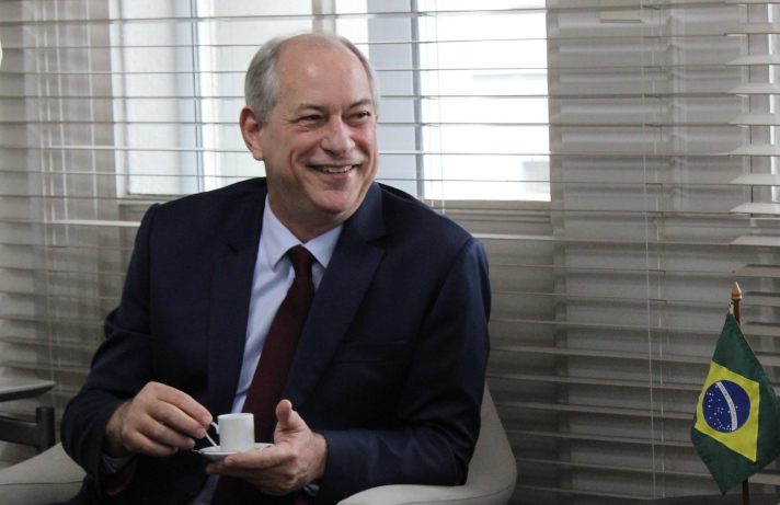 Ciro propõe pacto de cooperação entre governo e empresários