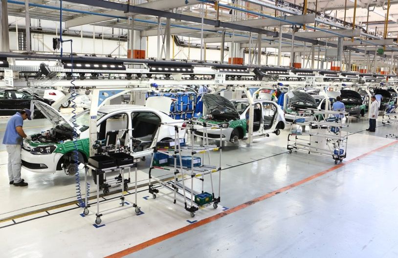 Volkswagen anuncia investimento de 1 bilhão de euros no Brasil