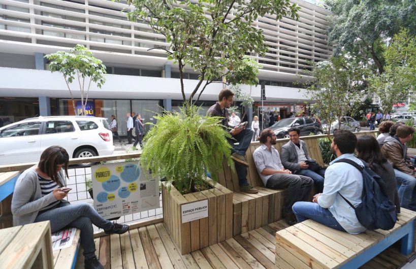 Que tal testarmos novos usos para os parklets em São Paulo?