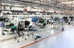 Volks interrompe produção devido a problemas com fornecedores do RS