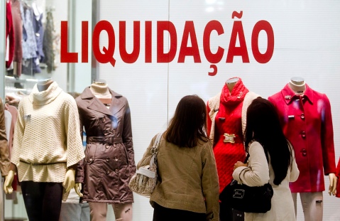 Varejo cresce, mas vendas continuam a perder fôlego