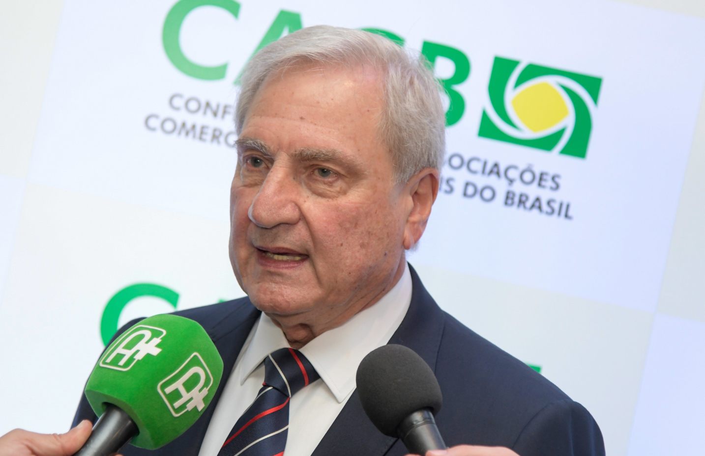 Reforma tributária precisa ser maturada, diz Cotait