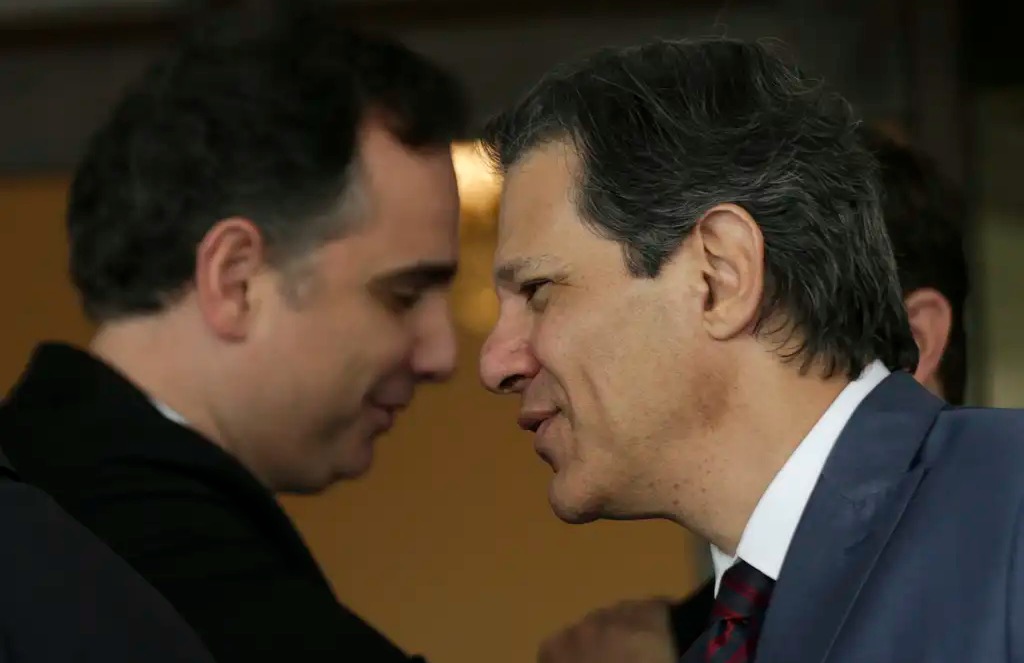 Pacheco barra MP que limita crédito de Pis/Cofins. Haddad volta à prancheta