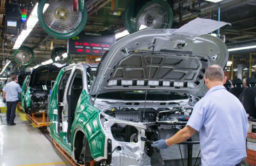 Brasil produziu 2,55 milhões de veículos em 2024, alta de 9,7% ante 2023