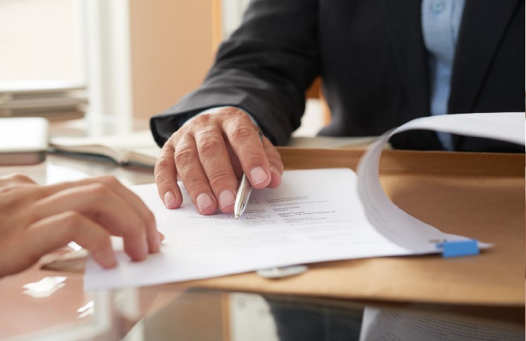 Franquias precisam revisar contratos para atender nova legislação