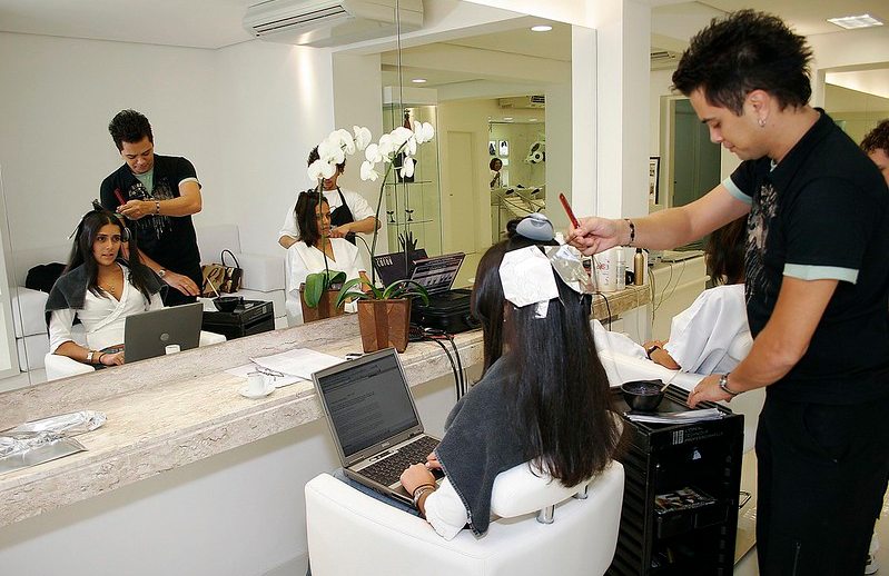 Receita do setor de franquias cresce 12,8% no 2º trimestre, diz ABF