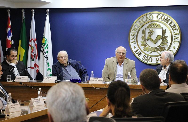 Conselho Consultivo dá boas-vindas a novos membros com palestra sobre varejo