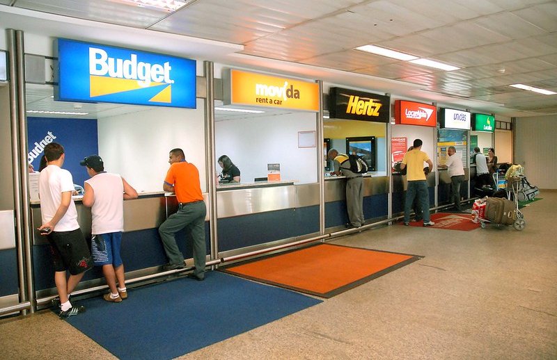 Faturamento de locadoras de veículos sobe 22% em 2023, para R$ 44,9 bi