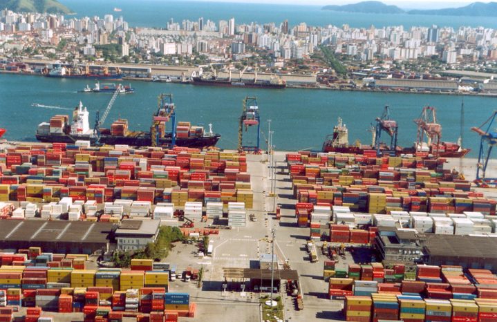 Cetesb debate descarbonização do Porto de Santos na ACSP