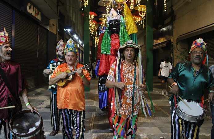 Natal Iluminado 2024 movimenta o Centro de SP com espetáculos artísticos 