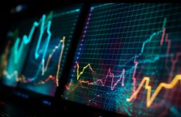 Bolsa passa de 131 mil pontos, recorde histórico
