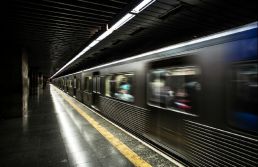 Metrô-SP 50 Anos. A história e os futuros desafios do sistema que transformou a metrópole