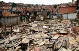 Pobreza no Brasil cai ao menor patamar da série histórica do IBGE 