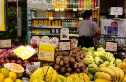 Inflação oficial desacelera para 0,16% em março, informa IBGE