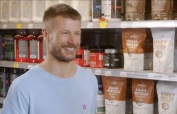 Piracanjuba compra Emana, empresa de suplementos de Rodrigo Hilbert